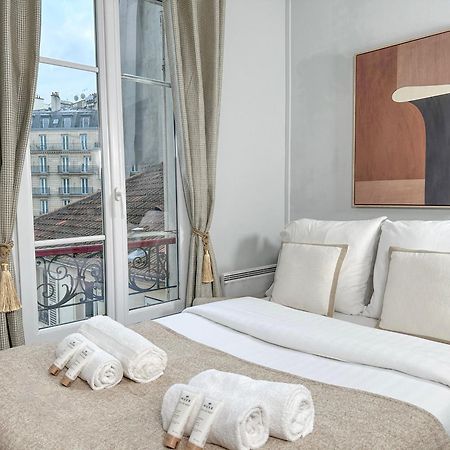 פריז Stunning Apartment Near Eiffel Tower מראה חיצוני תמונה