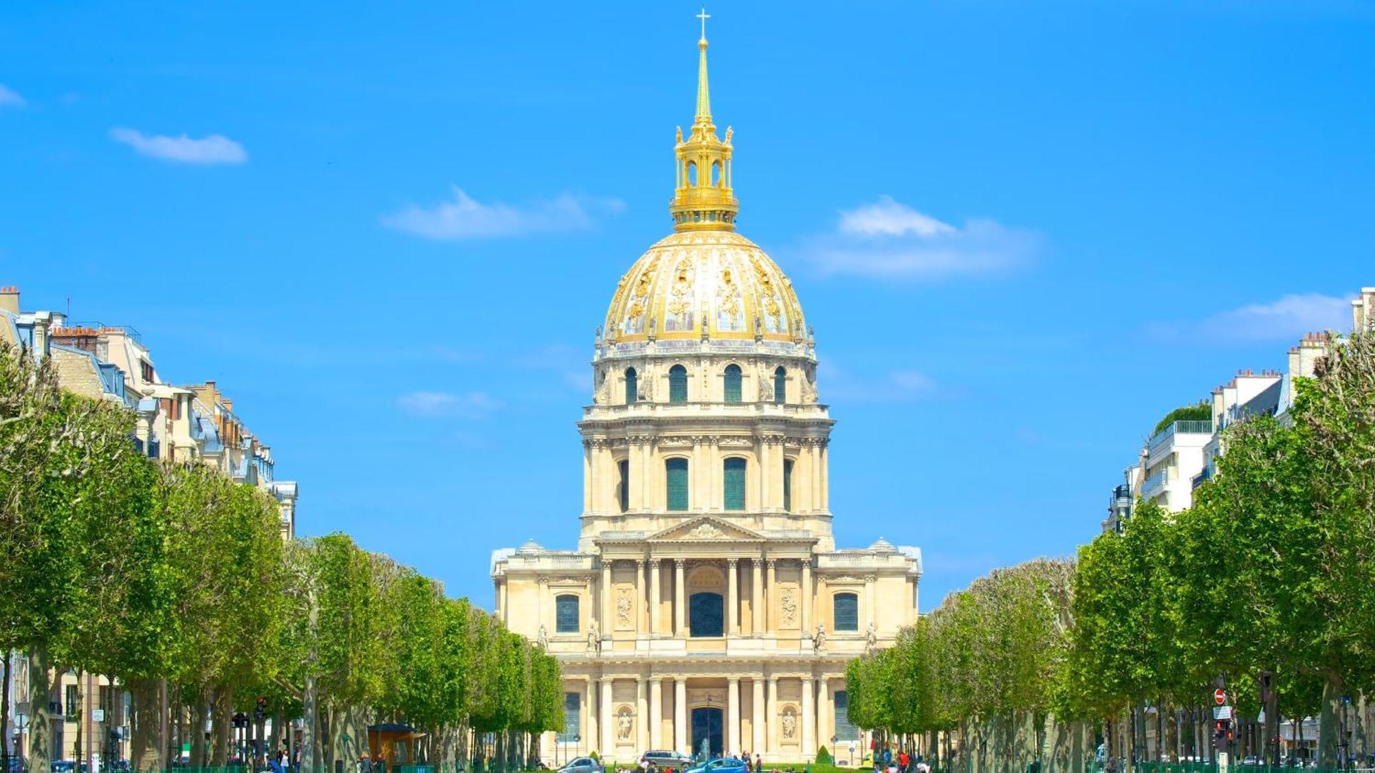 פריז Stunning Apartment Near Eiffel Tower מראה חיצוני תמונה