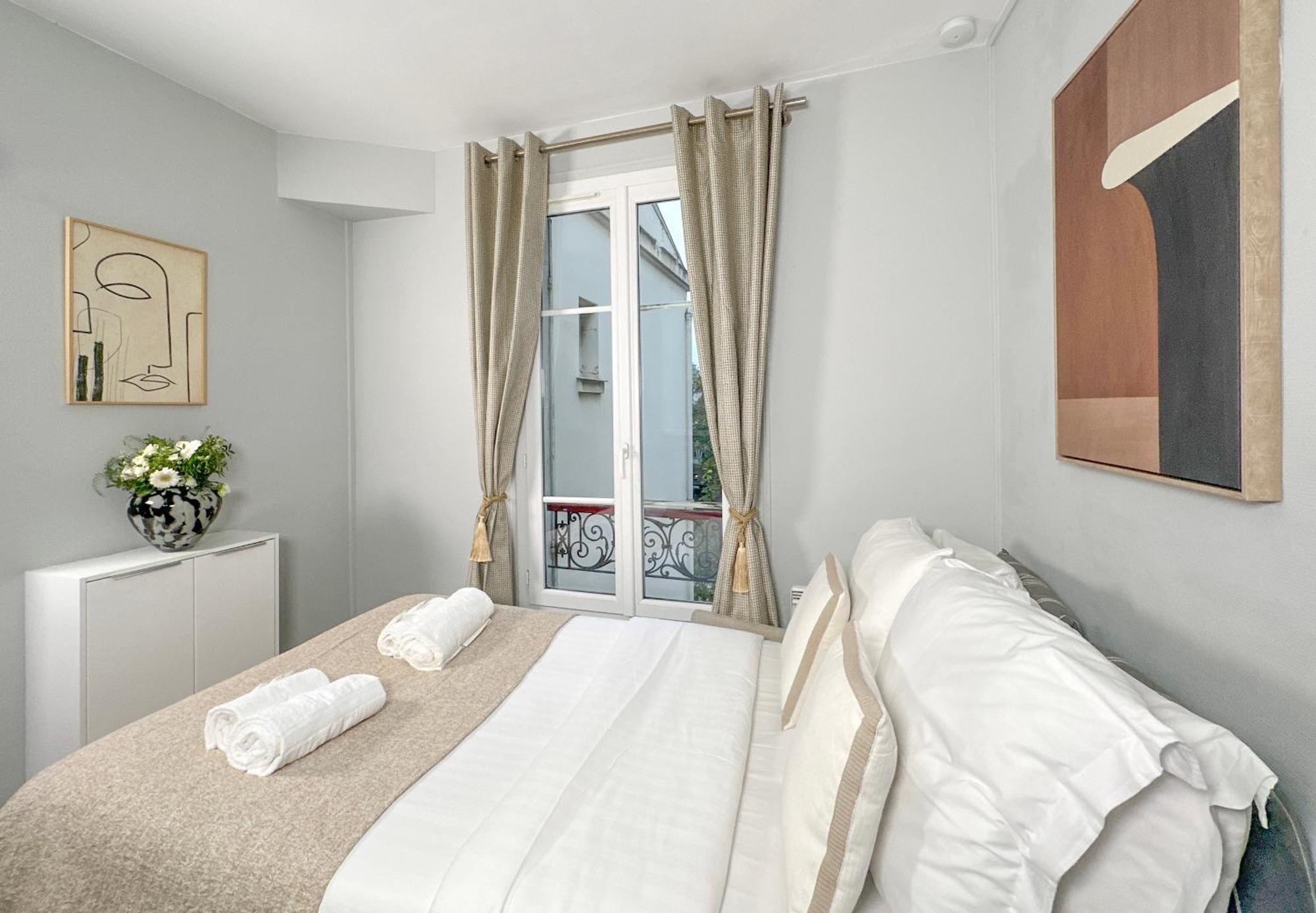 פריז Stunning Apartment Near Eiffel Tower מראה חיצוני תמונה