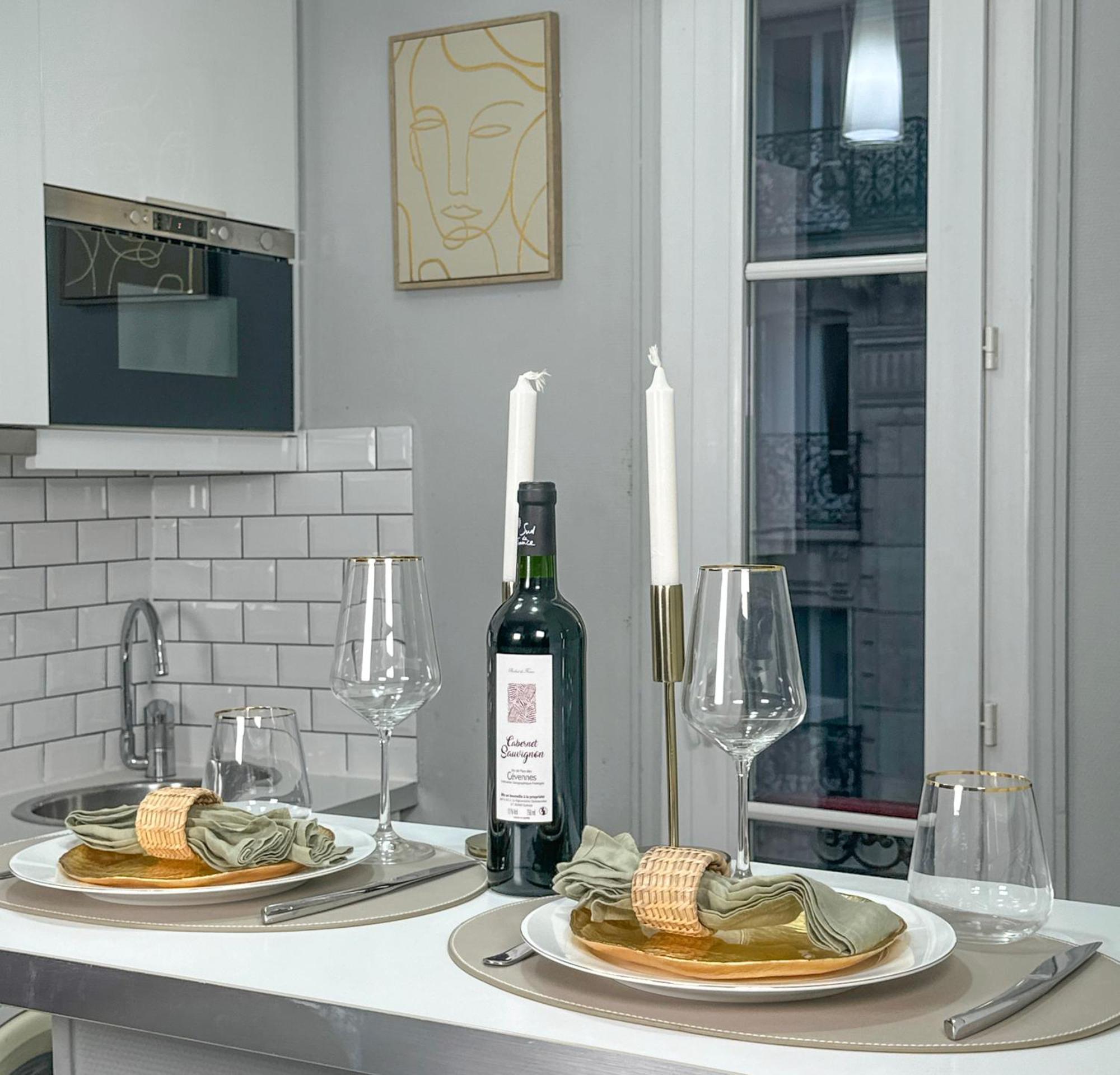 פריז Stunning Apartment Near Eiffel Tower מראה חיצוני תמונה