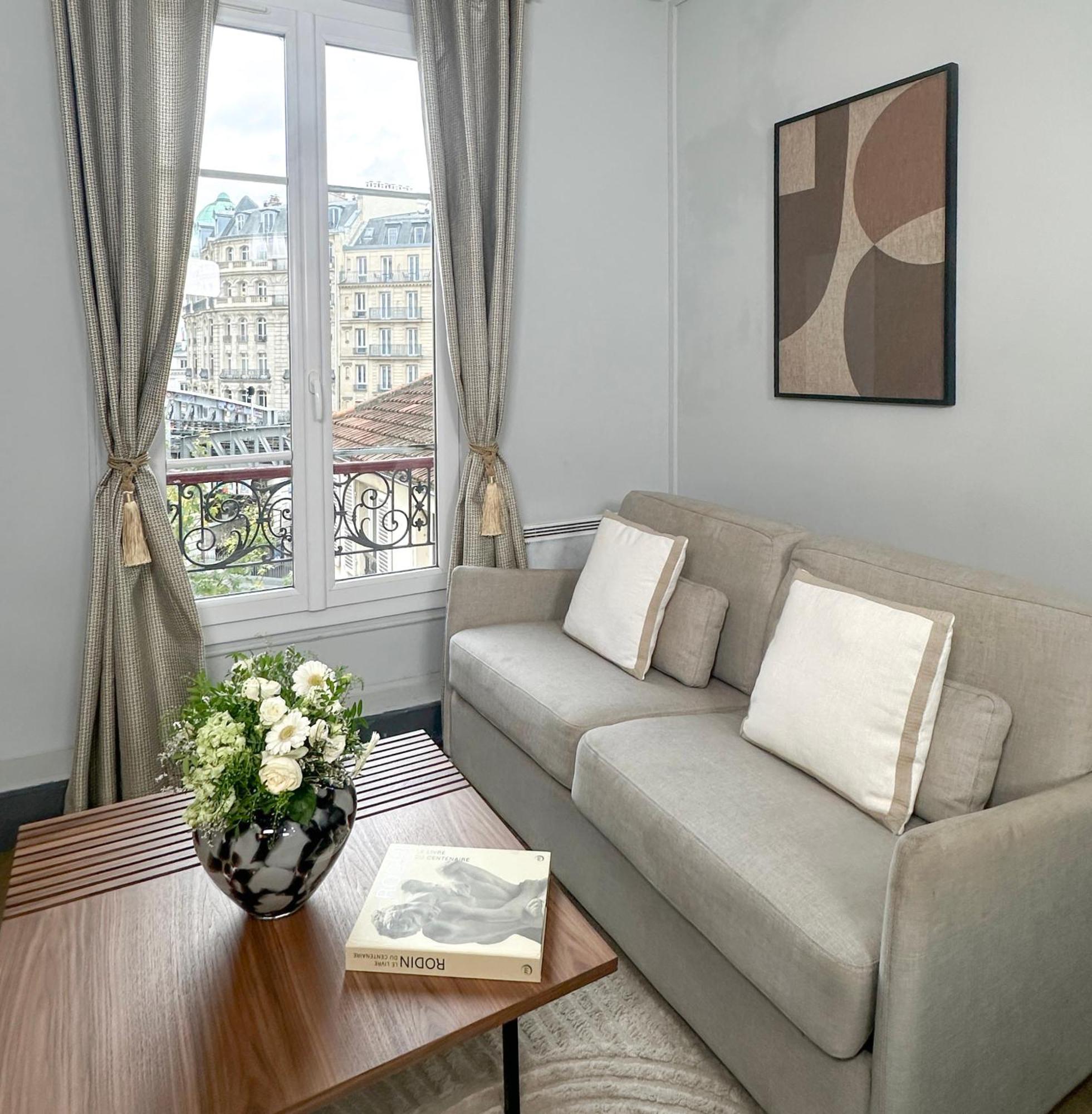 פריז Stunning Apartment Near Eiffel Tower מראה חיצוני תמונה